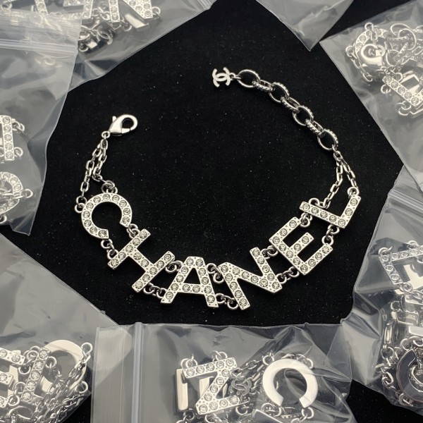 CC Bracelets CHE062