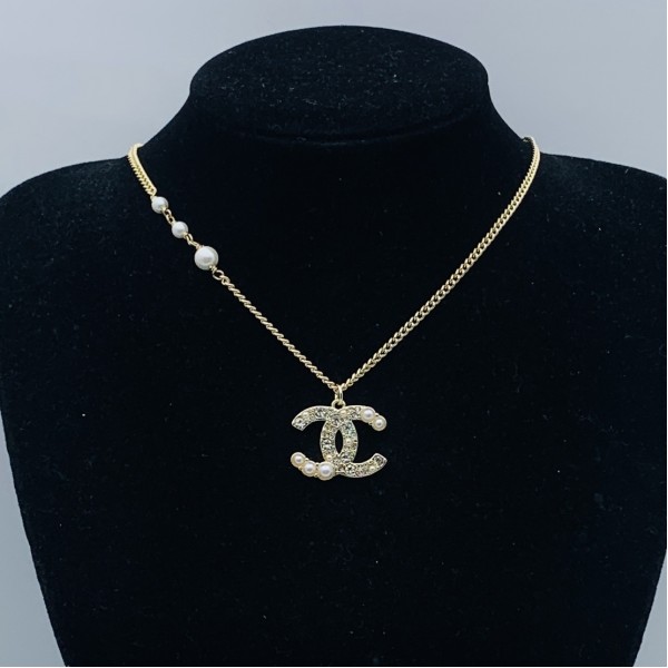 CC NECKLACES CHE096