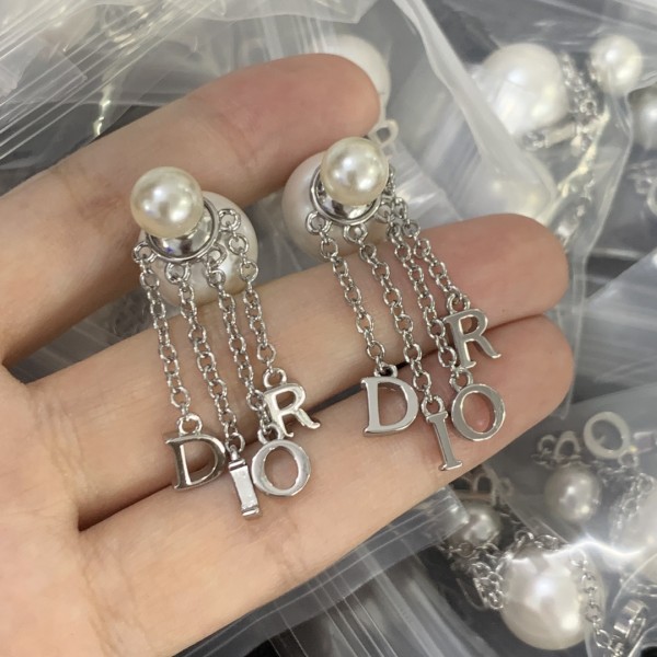 DlOR EARRINGS LUX-122