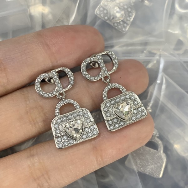 DlOR EARRINGS LUX-145