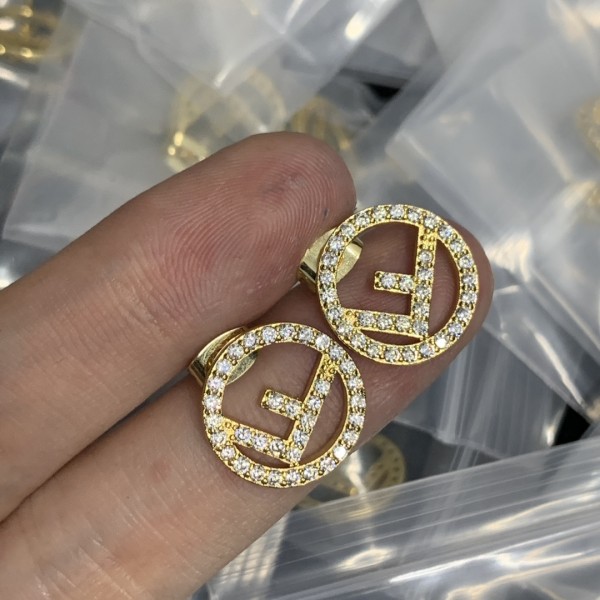 FENDl EARRINGS LUX-305