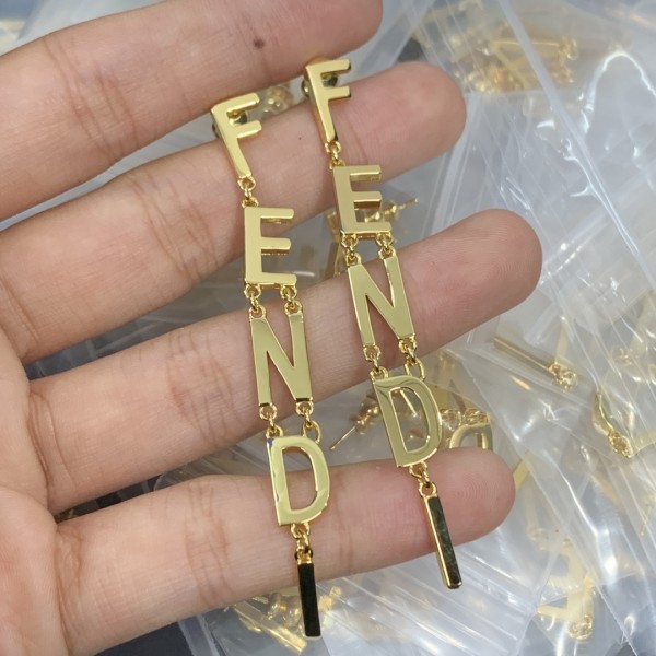 FENDl EARRINGS LUX-309