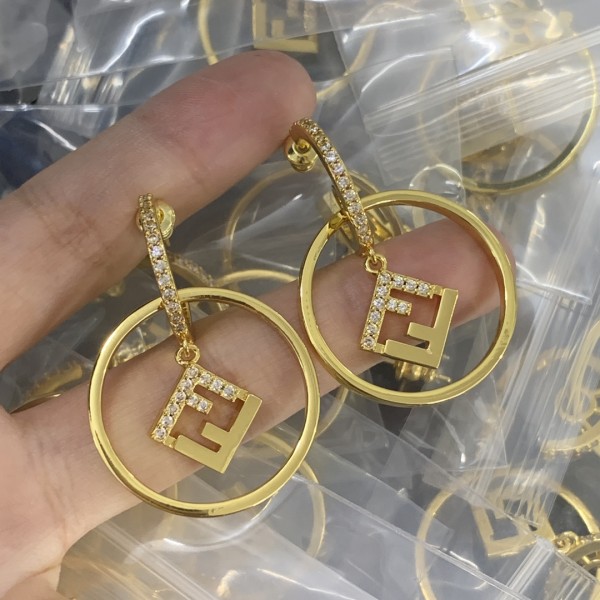 FENDl EARRINGS LUX-333