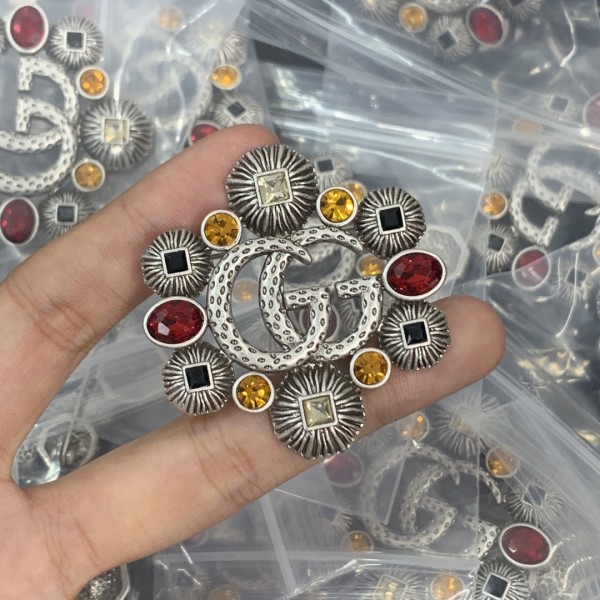 GUCCl BROOCHES LUX-464