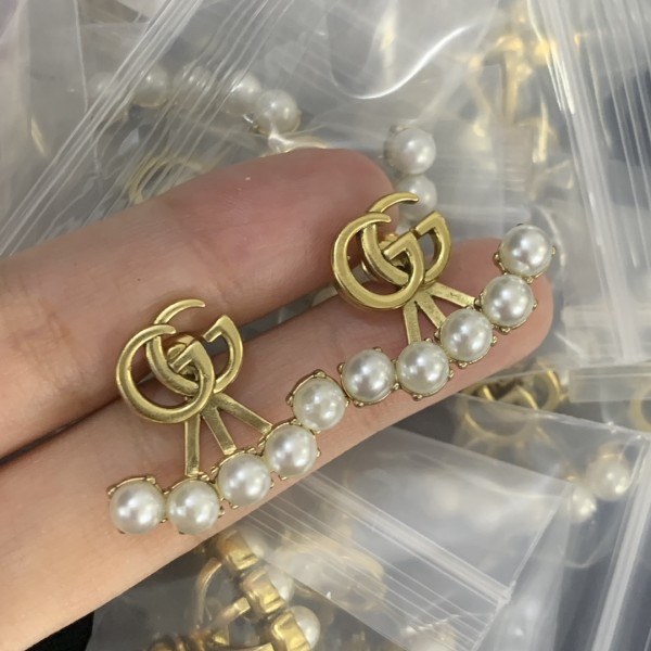 GUCCl EARRINGS LUX-511