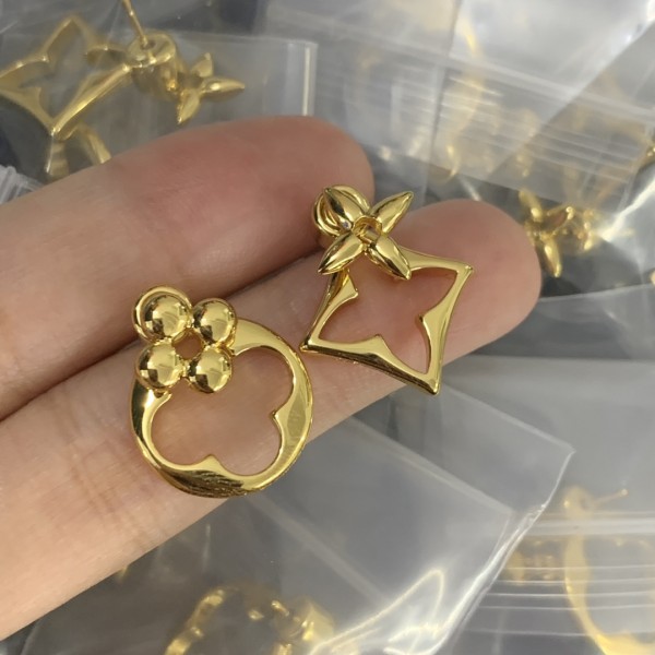 L-V EARRINGS LUX-923