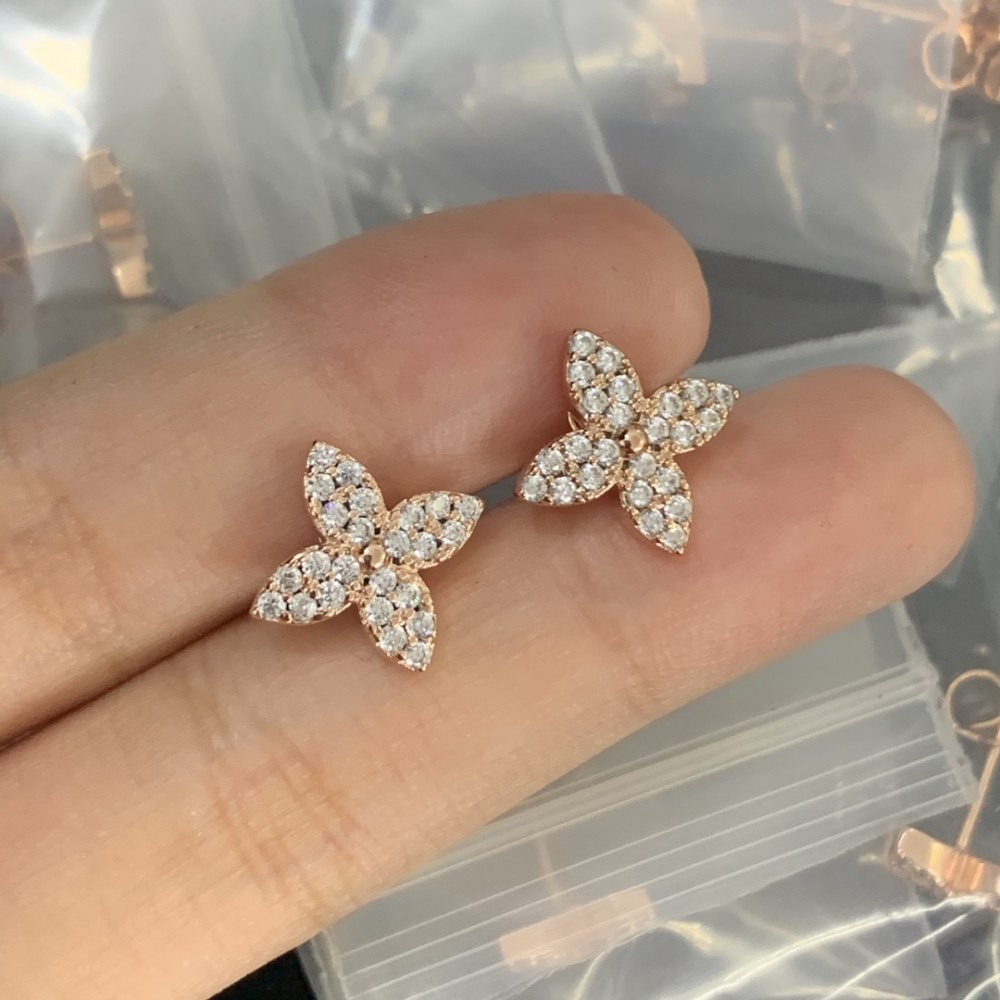 L-V EARRINGS LUX-924