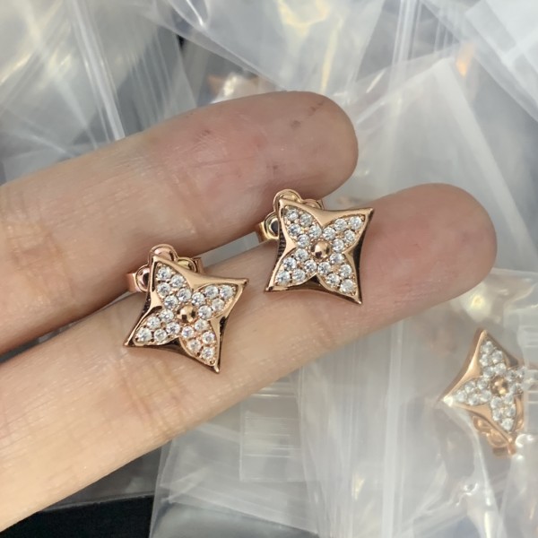 L-V EARRINGS LUX-933