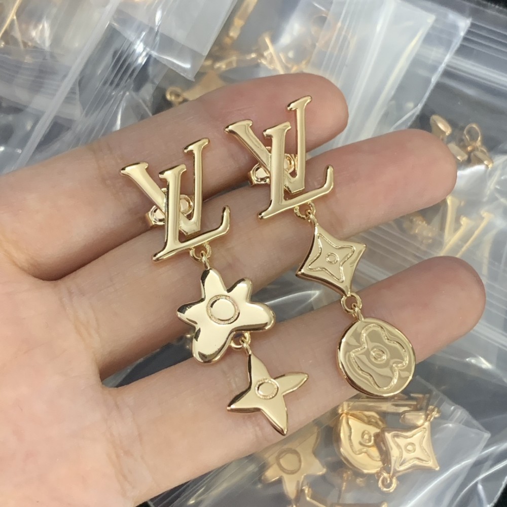 L-V EARRINGS LUX-980